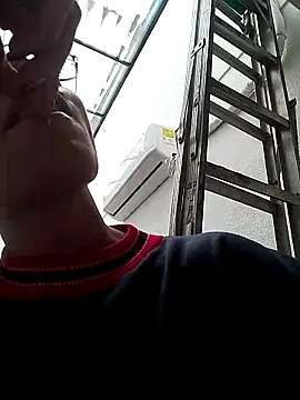 Snapshot of Pamelamiler__ chatting on 12-02-25, 12:43 Pamelamiler online show from 12-02-25, 12:43