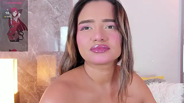 Emma hunter  online show from 11-07-25, 04:01