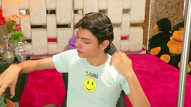 Snapshot of alandelrey57 chatting on 02-13-26, 07:48 alandelrey57 online show from 02-13-26, 07:48