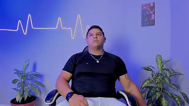 Maximus Steel online show from 11-23-25, 02:50