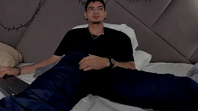 andrew colleman online show from 11-25-25, 07:41