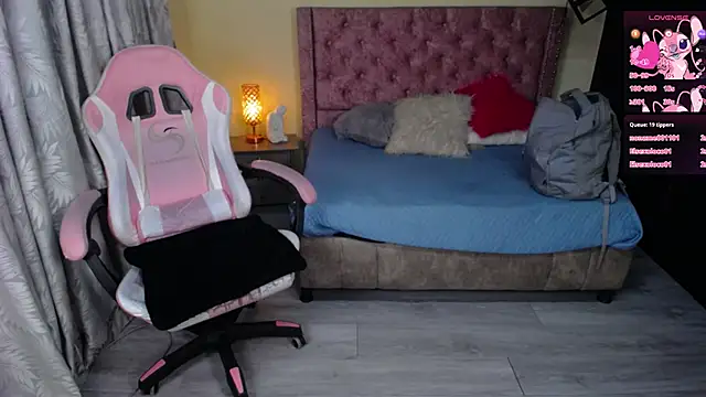 kataleya 29 online show from 11-25-25, 08:47