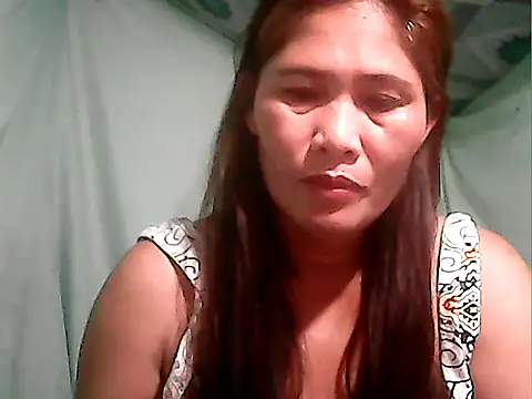 Snapshot of Juicy_69xx chatting on 09-08-25, 07:13 Juicy 69xx online show from 09-08-25, 07:13