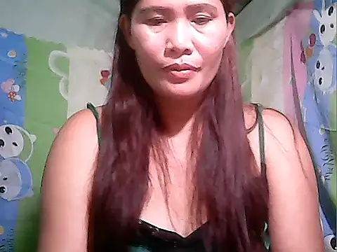 Snapshot of Juicy_69xx chatting on 10-25-25, 12:02 Juicy 69xx online show from 10-25-25, 12:02