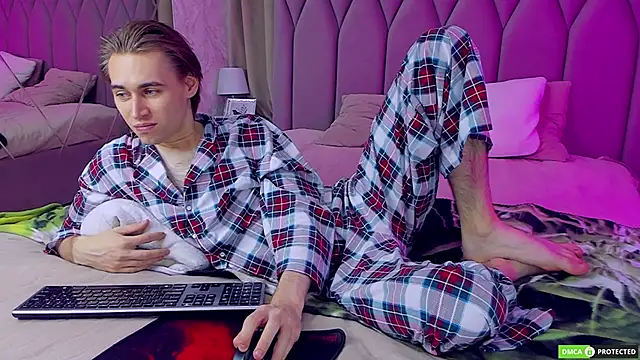 WilliamDyson online show from 09-14-25, 03:16