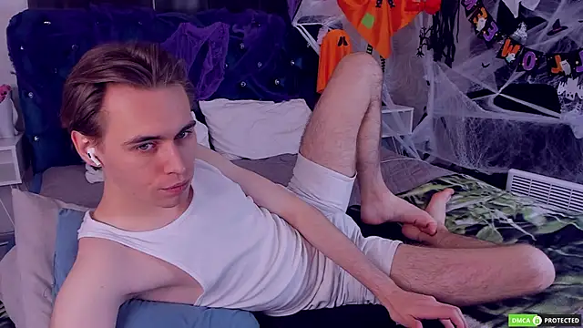 WilliamDyson online show from 10-18-25, 03:09