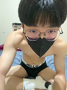 Snapshot of Allen20y chatting on 07-08-26, 12:20 Allen20y online show from 07-08-26, 12:20