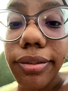 Valen1800 online show from 09-28-25, 07:41