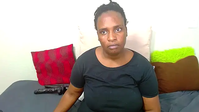 QueenRomaxx1 online show from 11-09-25, 04:38