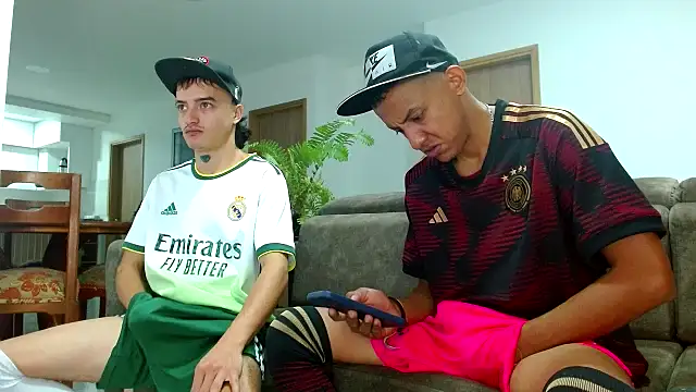 skinny23cm online show from 02-14-25, 09:24