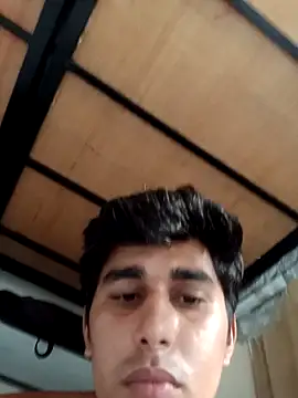 Snapshot of HarryChoudhary21 chatting on 10-05-25, 11:52 HarryChoudhary21 online show from 10-05-25, 11:52