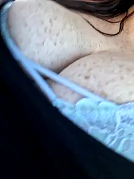 50-shades-of-JADE online show from 12-16-25, 01:27