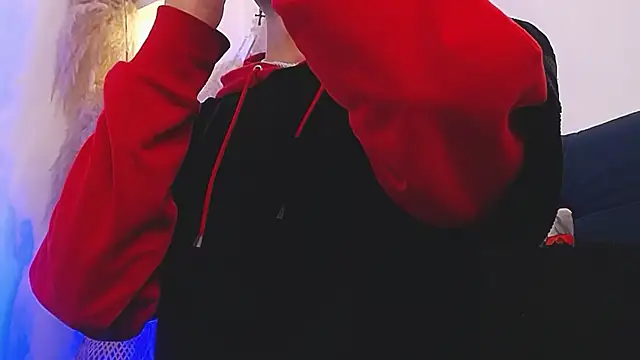 OzorioDany online show from 09-22-25, 08:44