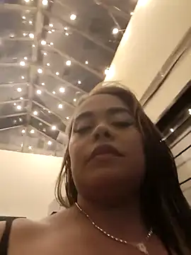 EmilyDuran  online show from 11-05-25, 12:10