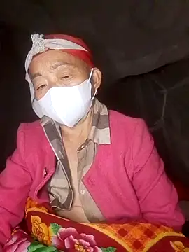 Snapshot of VangLe73 chatting on 11-03-25, 02:18 VangLe73 online show from 11-03-25, 02:18