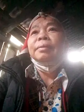 Snapshot of VangLe73 chatting on 01-07-26, 02:25 VangLe73 online show from 01-07-26, 02:25