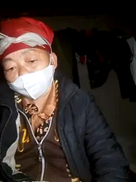 Snapshot of VangLe73 chatting on 01-09-26, 06:31 VangLe73 online show from 01-09-26, 06:31