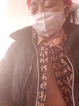 Snapshot of VangLe73 chatting on 01-10-26, 06:37 VangLe73 online show from 01-10-26, 06:37