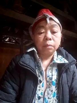 Snapshot of VangLe73 chatting on 02-03-26, 04:10 VangLe73 online show from 02-03-26, 04:10