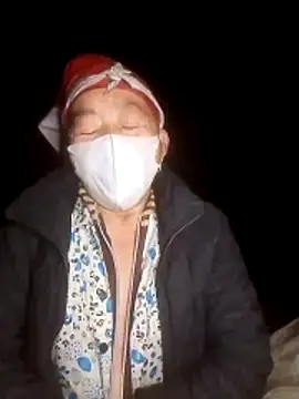 Snapshot of VangLe73 chatting on 02-03-26, 10:48 VangLe73 online show from 02-03-26, 10:48