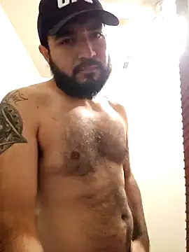 Snapshot of Lb228w chatting on 10-29-25, 02:47 Lb228w online show from 10-29-25, 02:47