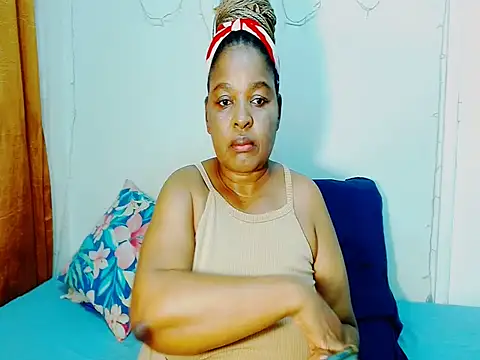 Snapshot of Love-Racheal75 chatting on 11-26-25, 03:18 Love-Racheal75 online show from 11-26-25, 03:18