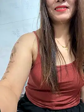 Moan Mary online show from 10-24-25, 03:25