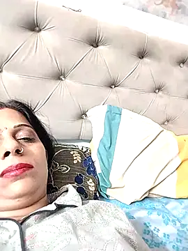 Soniya Roy online show from 10-21-25, 03:46