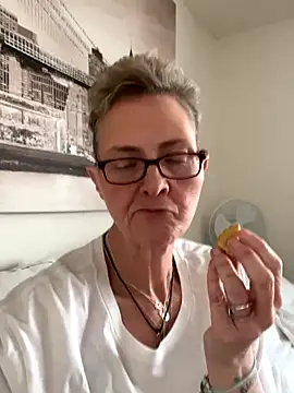 Curvy-Jinx online show from 01-06-26, 02:10