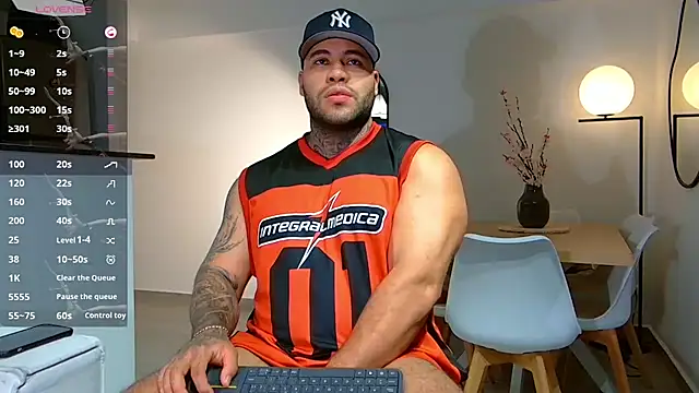 Michael Salens online show from 11-06-25, 10:43