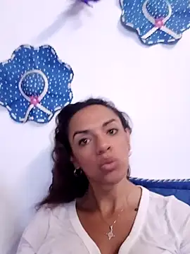 Snapshot of MeganRhyder chatting on 12-04-25, 06:38 MeganRhyder online show from 12-04-25, 06:38