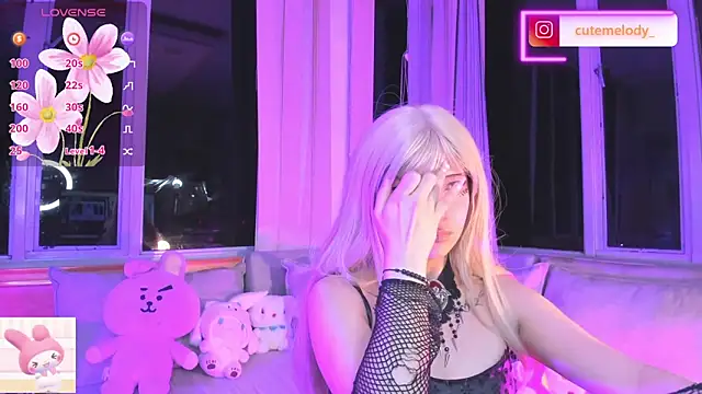 Melody-chers online show from 10-26-25, 05:13