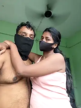 Snapshot of renu_143 chatting on 09-16-25, 05:52 renu 143 online show from 09-16-25, 05:52