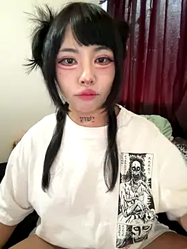 Snapshot of Kitty_yukimura chatting on 10-16-25, 10:11 Kitty yukimura online show from 10-16-25, 10:11