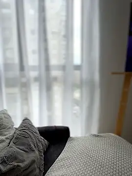 Sofi Leal online show from 04-13-26, 01:05