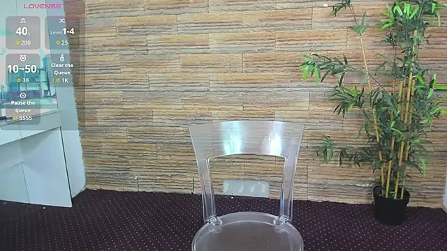 Cupcake Izzy online show from 11-15-25, 05:38