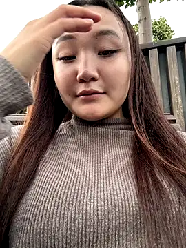 Snapshot of KissMeEva chatting on 09-18-25, 02:08 KissMeEva online show from 09-18-25, 02:08