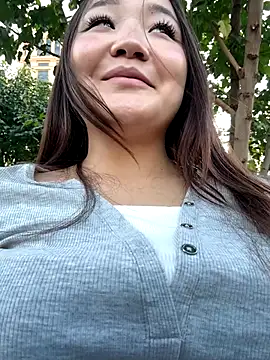 Snapshot of KissMeEva chatting on 09-21-25, 02:19 KissMeEva online show from 09-21-25, 02:19