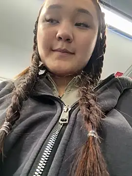 Snapshot of KissMeEva chatting on 09-24-25, 02:09 KissMeEva online show from 09-24-25, 02:09