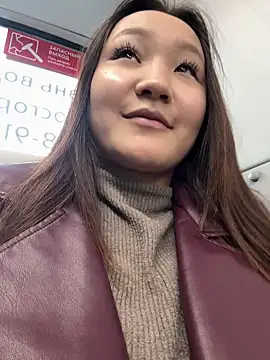 Snapshot of KissMeEva chatting on 10-01-25, 02:12 KissMeEva online show from 10-01-25, 02:12