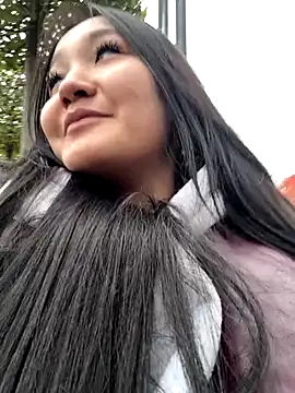 Snapshot of KissMeEva chatting on 10-16-25, 12:17 KissMeEva online show from 10-16-25, 12:17