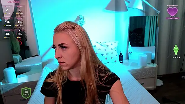 Snapshot of space_danger chatting on 10-27-25, 05:55 space danger online show from 10-27-25, 05:55