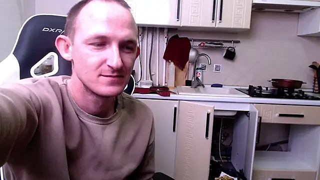 Snapshot of space_danger chatting on 10-29-25, 07:59 space danger online show from 10-29-25, 07:59