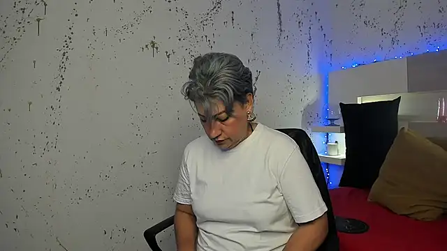 Snapshot of JaddeWalker chatting on 10-03-25, 11:29 JaddeWalker online show from 10-03-25, 11:29