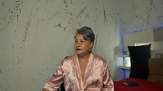 Snapshot of JaddeWalker chatting on 10-08-25, 11:30 JaddeWalker online show from 10-08-25, 11:30