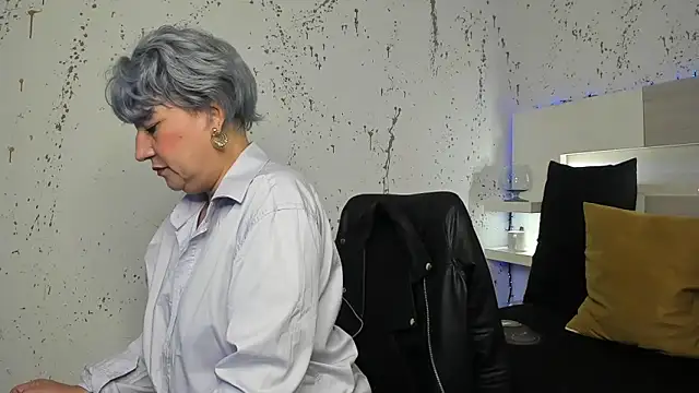 Snapshot of JaddeWalker chatting on 10-14-25, 11:33 JaddeWalker online show from 10-14-25, 11:33