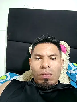 Snapshot of MI_GERALD chatting on 09-17-25, 09:05 MI GERALD online show from 09-17-25, 09:05