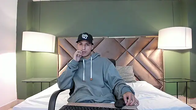 Marcus Jeron online show from 10-22-25, 09:47