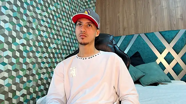 Marcus Jeron online show from 11-29-25, 06:44