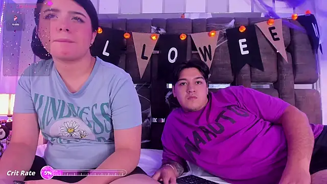 EmilyANDrew  online show from 10-24-25, 05:15